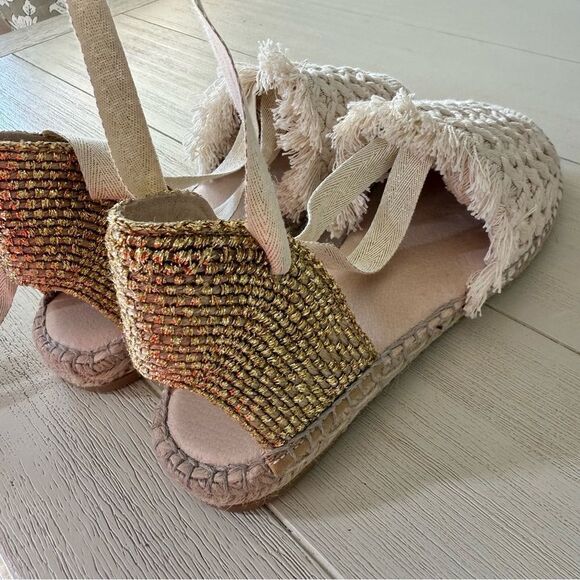 Free People Vida Espadrille Wrap Cream Crochet Gold Beaded Heel 7, NIB - Picture 4 of 7